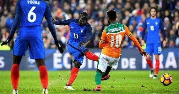  圣埃蒂安主场战平梅斯延续低迷状态走势