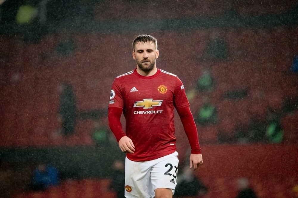  曼联主场憾平弱旅，滕哈格赛后直言需提升效率  